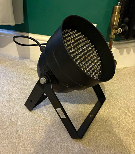 Pulse led par can stage - pulse,
