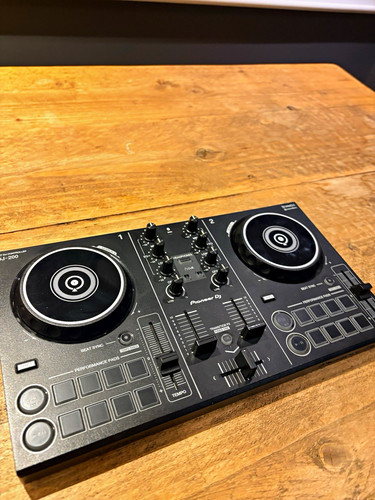 Pioneer ddj 200 - pioneer, dj